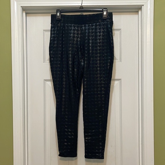 Torrid - shiny black hounds tooth classic leggings - size 0 US 12 - Picture 2 of 4